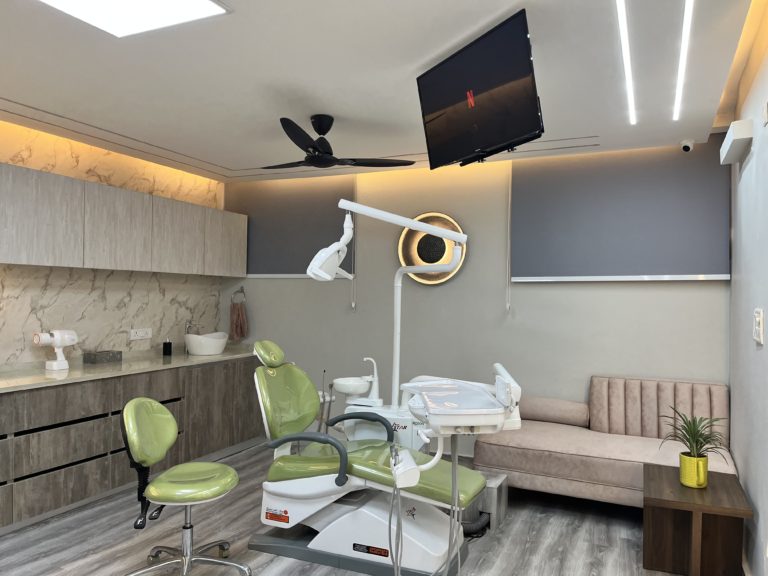 Dental Clinic in Panchsheel Park
